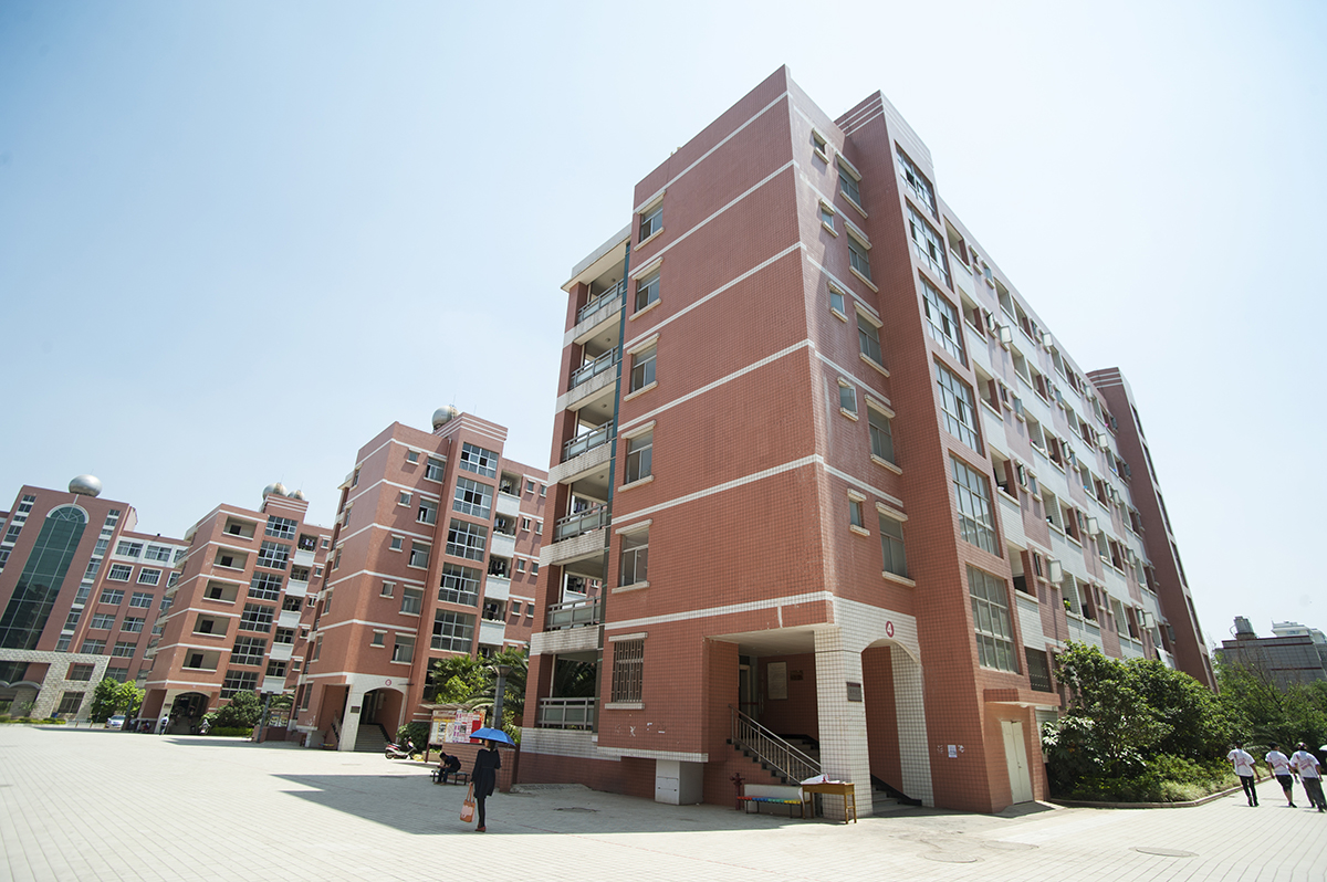 云南財貿(mào)學院世貿(mào)學生公寓