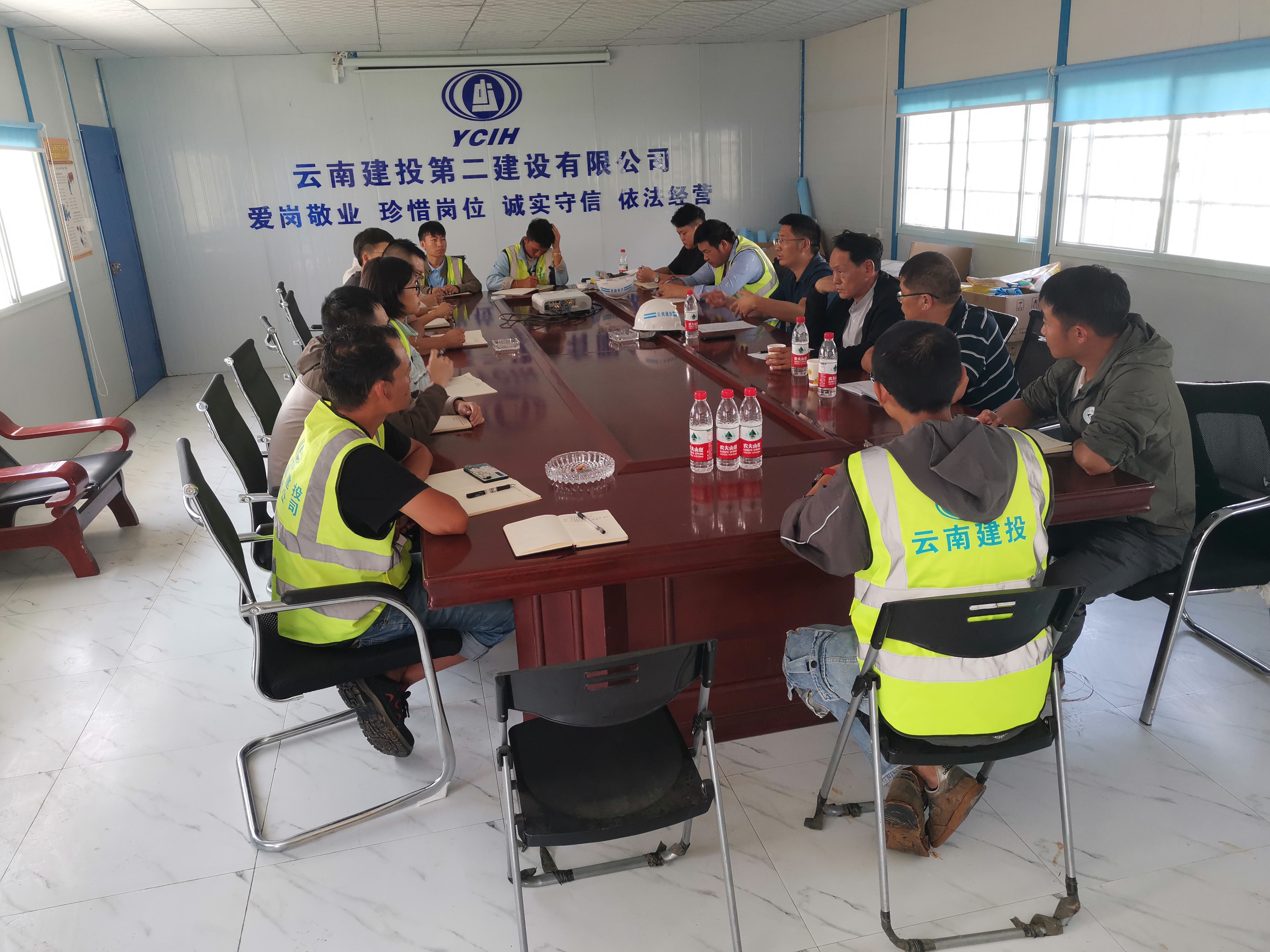 【我為群眾辦實(shí)事】公司領(lǐng)導(dǎo)調(diào)研檢查陽(yáng)宗海施家嘴移民搬遷建設(shè)項(xiàng)目
