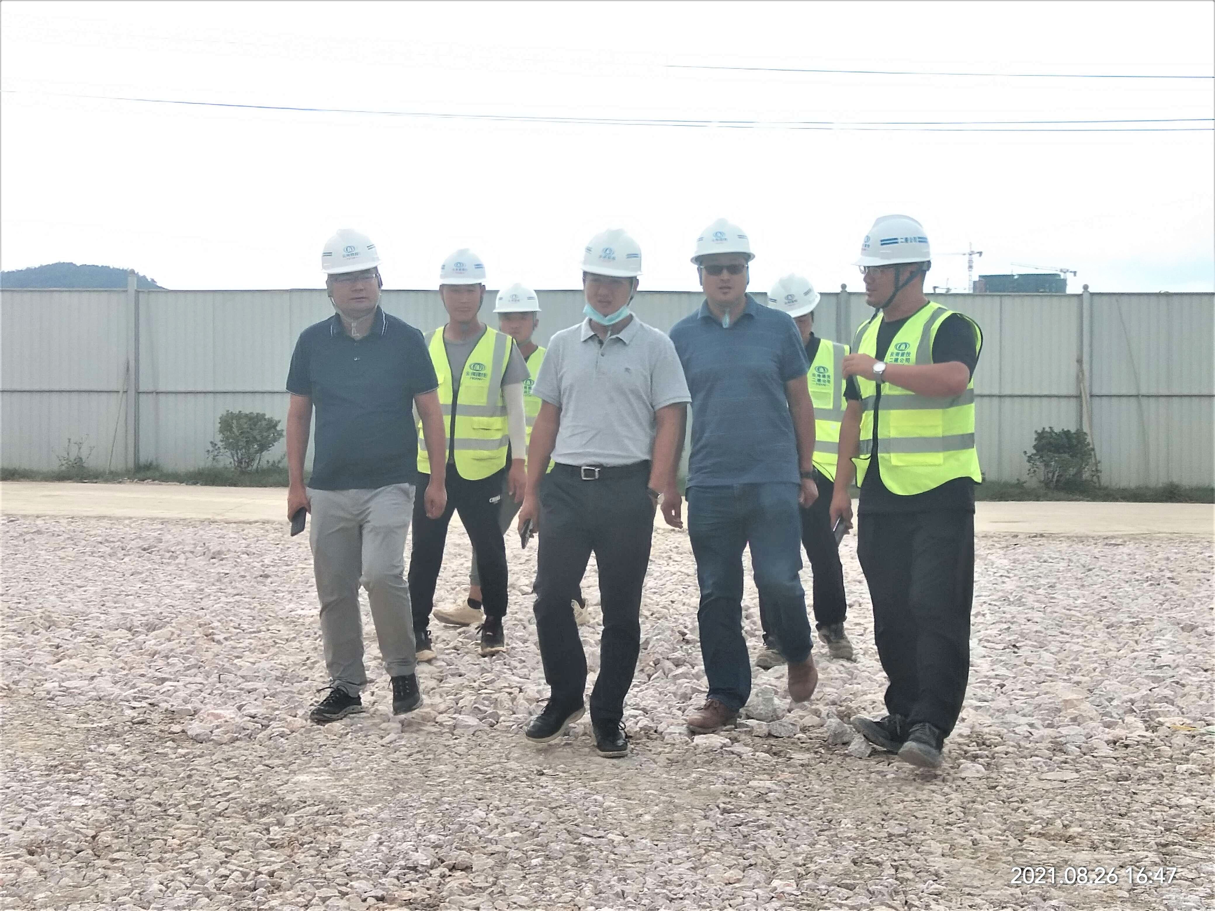 【我為群眾辦實事】萬向遵一行調研檢查曲靖醫(yī)療中心建設項目