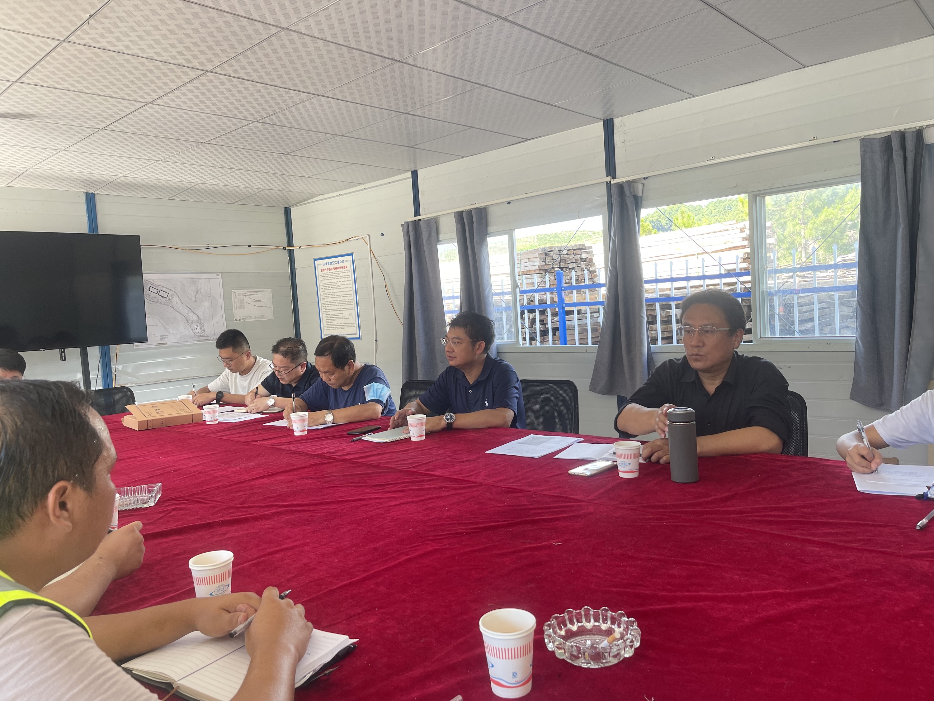 【我為群眾辦實(shí)事】萬(wàn)向遵國(guó)慶期間帶班到普洱片區(qū)進(jìn)行綜合檢查