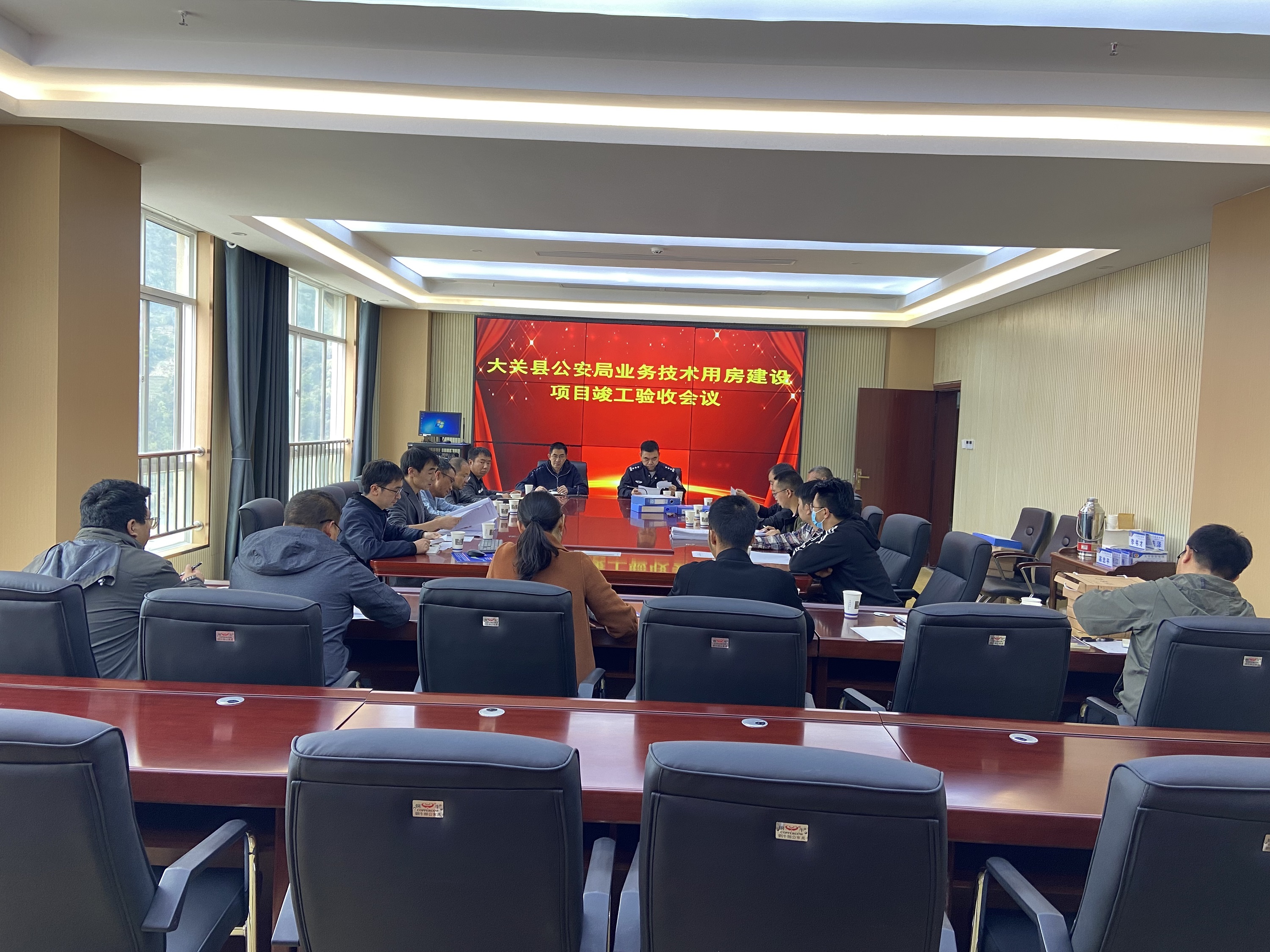 【項(xiàng)目動態(tài)】第十直管部承建的大關(guān)公安局業(yè)務(wù)技術(shù)用房建設(shè)項(xiàng)目順利通過竣工驗(yàn)收