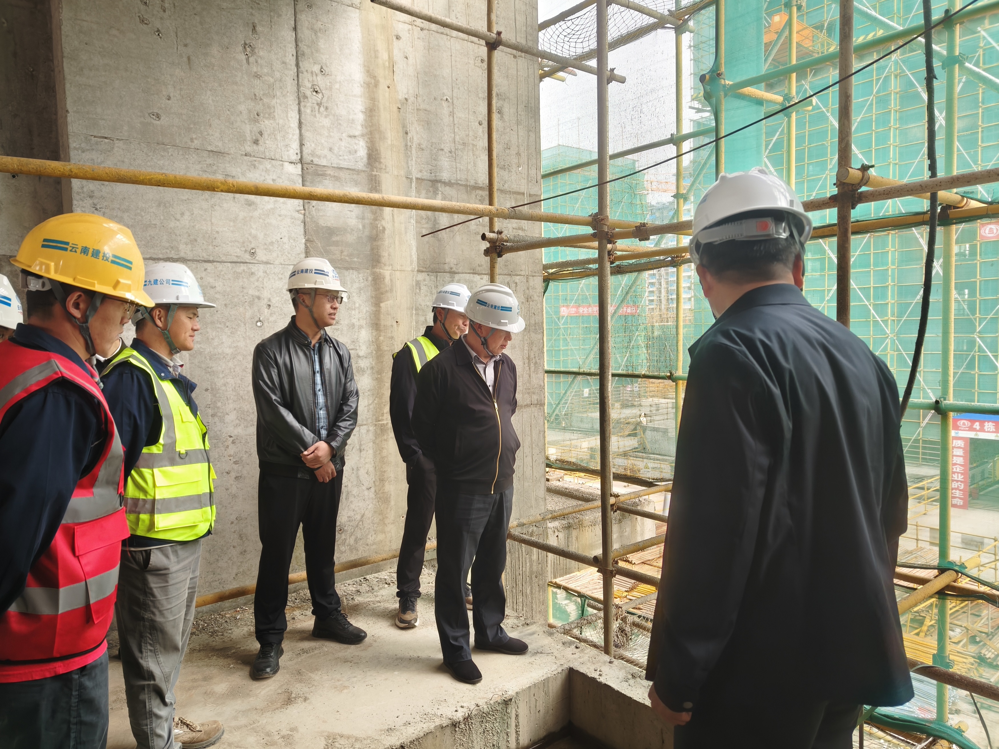 聚焦安全標桿！臨滄市住建領(lǐng)域安全生產(chǎn)標準化觀摩活動在鎮(zhèn)康保障性住房項目舉行